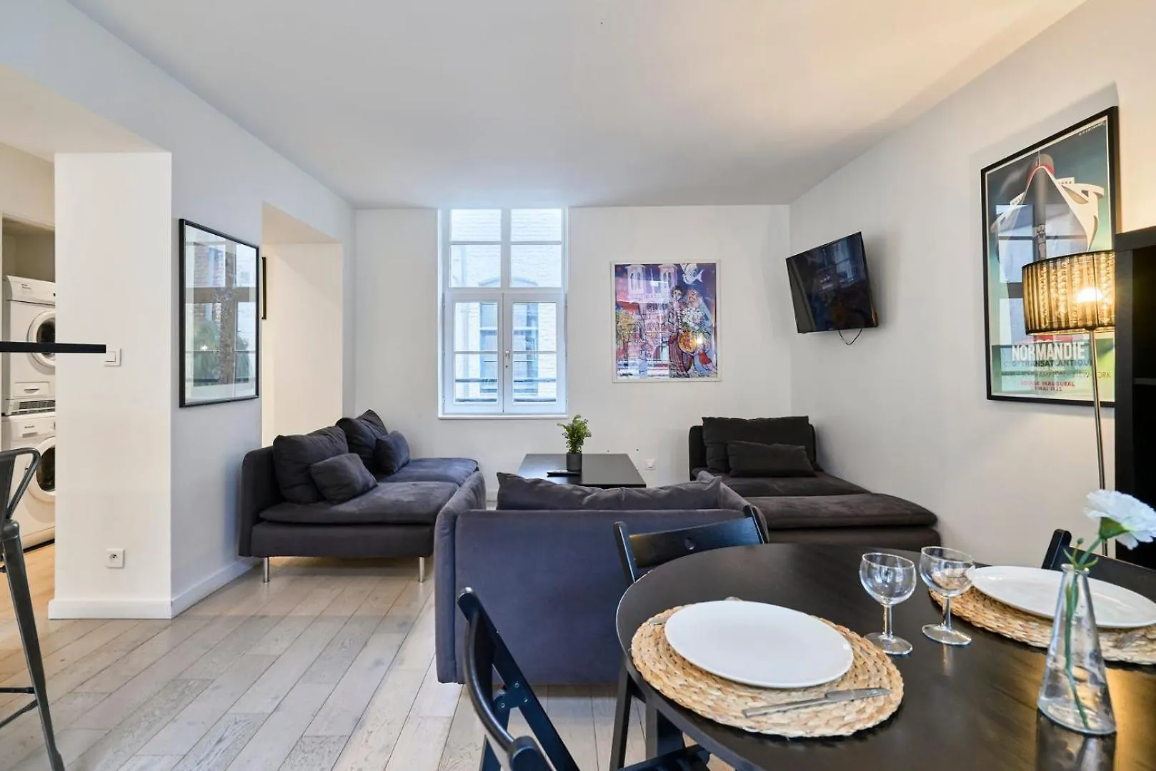 Spacious One Bedroom Apartment Ideally Located Lille 0*,